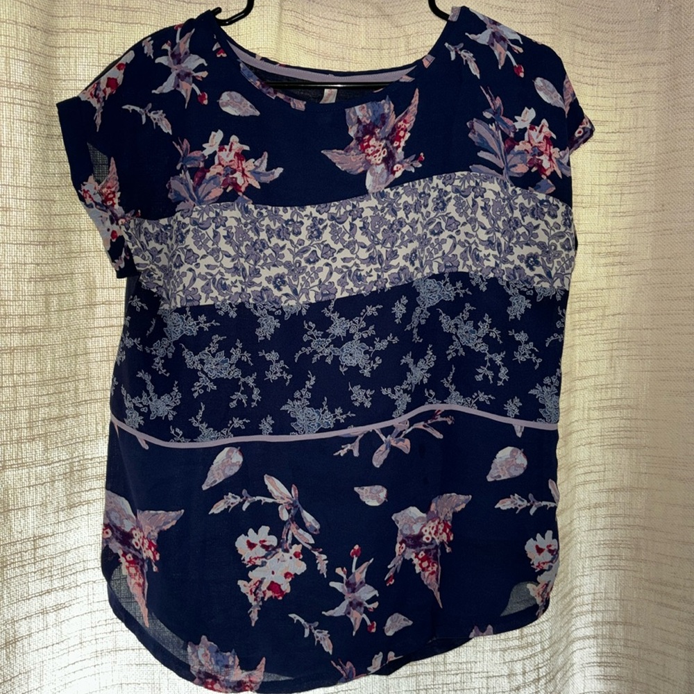 Sheer purple and pink floral xhilaration blouse size large